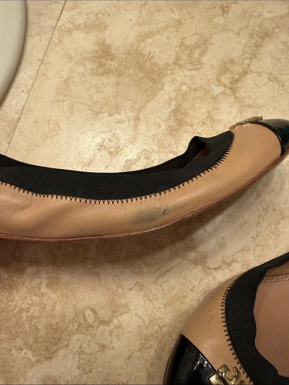Tory Burch Tan Leather Ballet Flats with Black Patent Cap Toe size 9